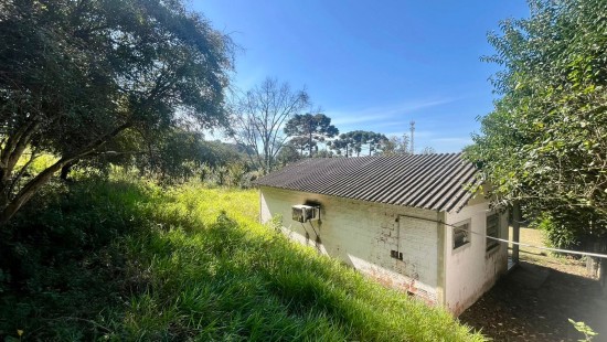 TERRENO COM 1.800m² PERTINHO DO ALPHAVILLE
