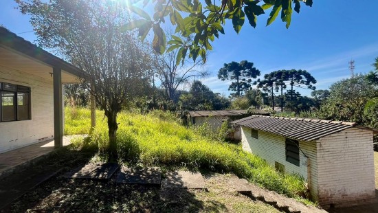 TERRENO COM 1.800m² PERTINHO DO ALPHAVILLE