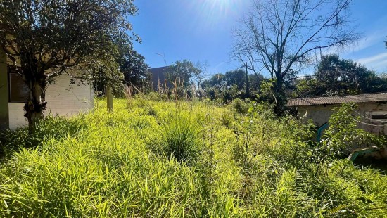 TERRENO COM 1.800m² PERTINHO DO ALPHAVILLE