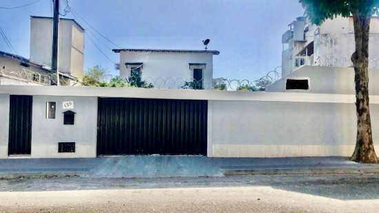 TERRENO COMERCIAL E RESIDENCIAL NA RUA DO CANAL