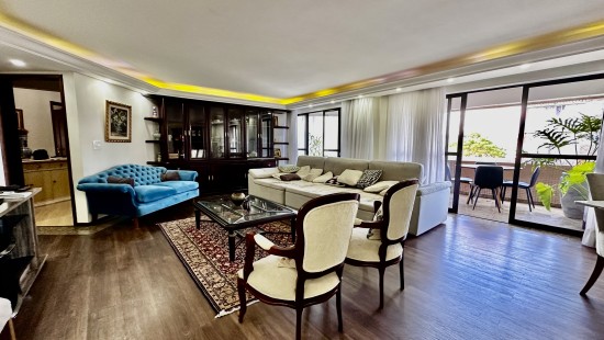 APARTAMENTO NO BATEL SOHO