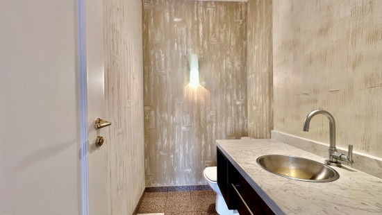 APARTAMENTO AMPLO NO BATEL