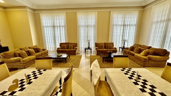 APARTAMENTO AMPLO NO BATEL