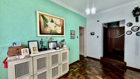 CASA NO PORTÃO COM TERRENO ZR-4