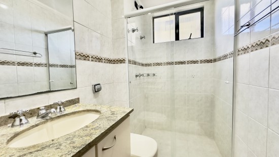 APARTAMENTO AMPLO NO ÁGUA VERDE