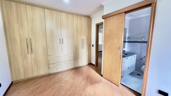APARTAMENTO AMPLO NO ÁGUA VERDE